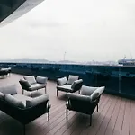 New! Eaton Infinity Sky Pool Klcc View Pavilion