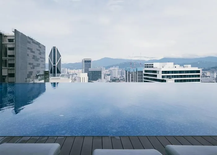 New! Eaton Infinity Sky Pool Klcc View Pavilion