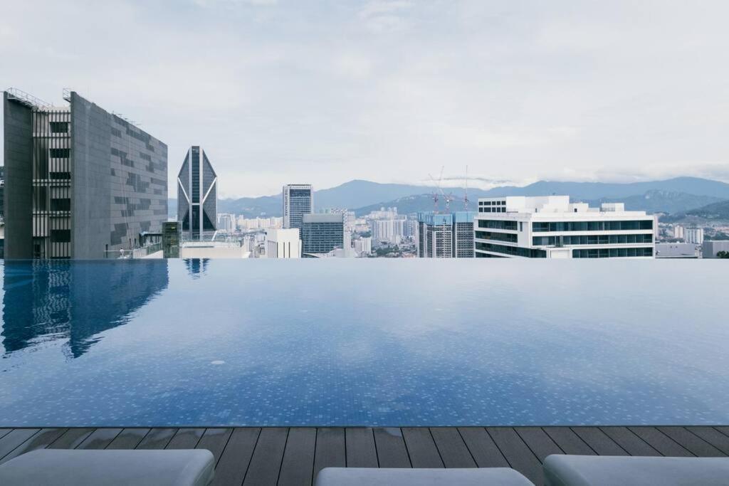 New! Eaton Infinity Sky Pool Klcc View Pavilion *