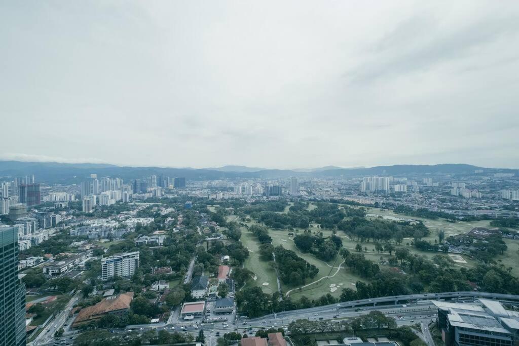 New! Eaton Infinity Sky Pool Klcc View Pavilion * Kuala Lumpur