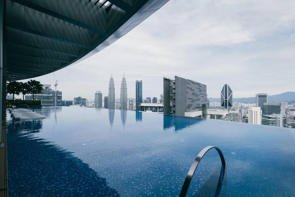 New! Eaton Infinity Sky Pool Klcc View Pavilion *