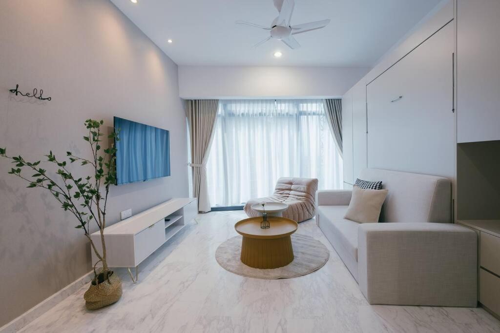 New! Eaton Infinity Sky Pool Klcc View Pavilion Apartment