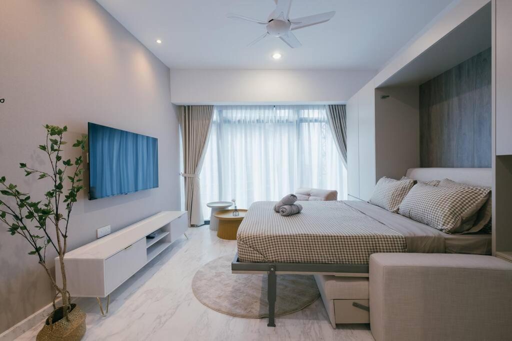 New! Eaton Infinity Sky Pool Klcc View Pavilion Apartment Kuala Lumpur